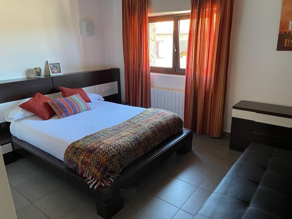 Apartamentos Los Tojos Colsa Zewnętrze zdjęcie