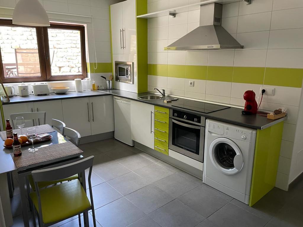 Apartamentos Los Tojos Colsa Zewnętrze zdjęcie