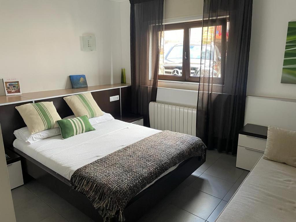 Apartamentos Los Tojos Colsa Zewnętrze zdjęcie